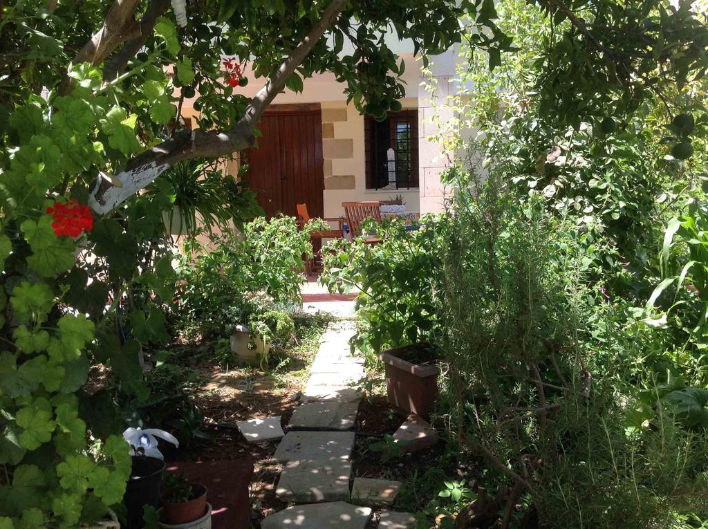 The Garden Villas Maleme Buitenkant foto