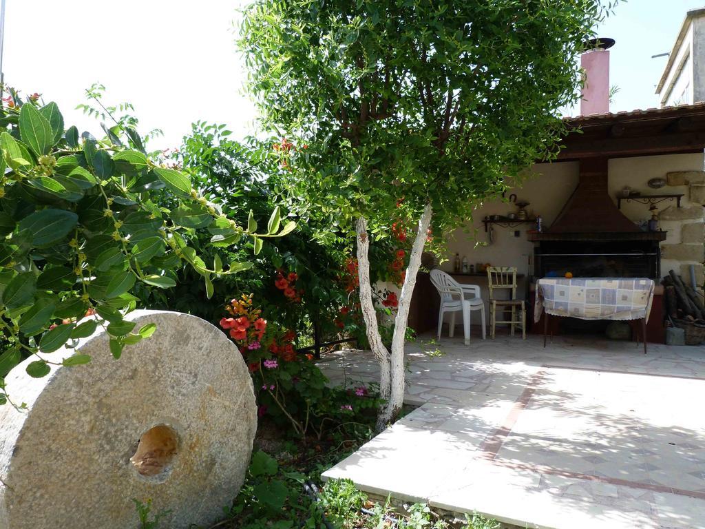 The Garden Villas Maleme Buitenkant foto